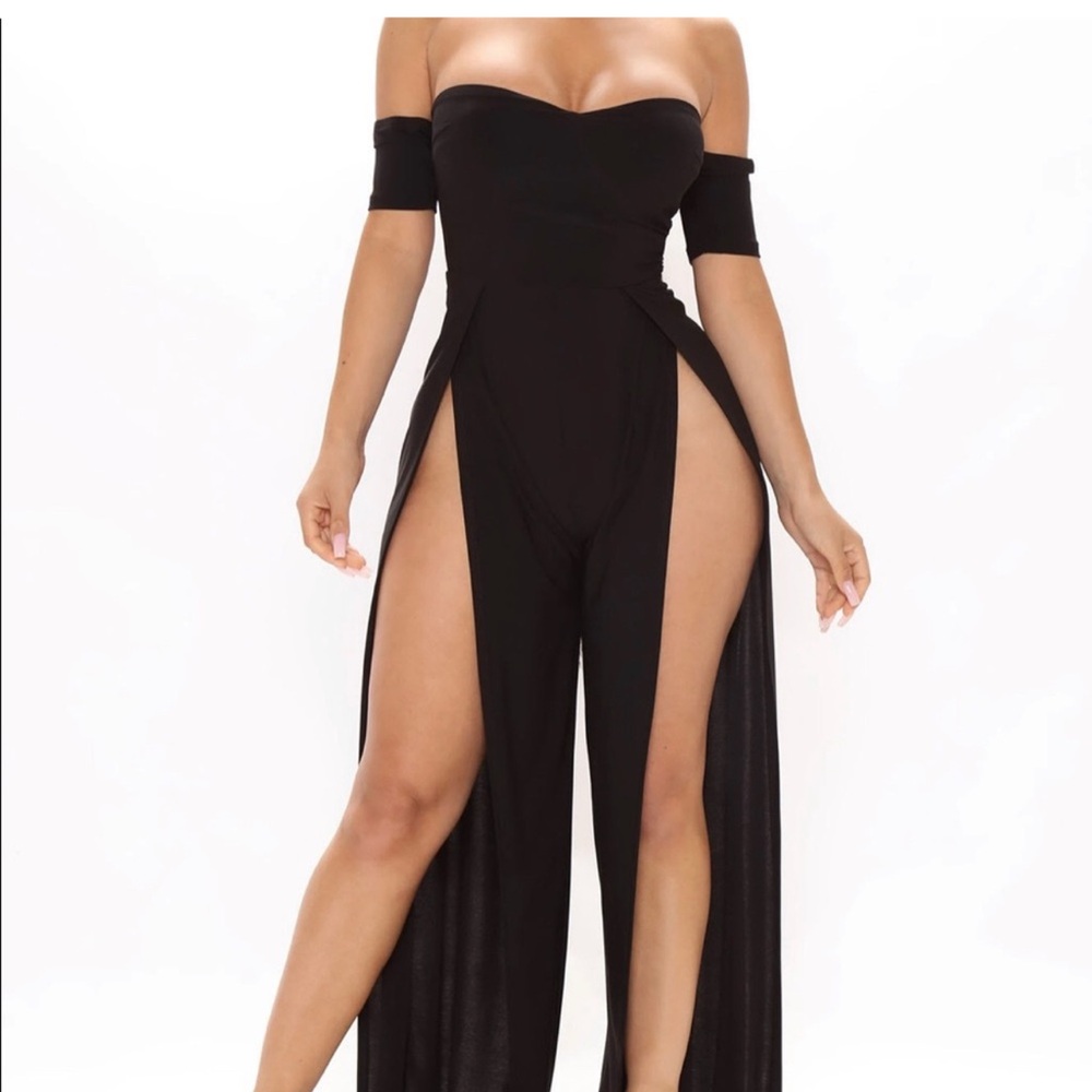 Sexy Black Off-Shoulder Jumpsuit